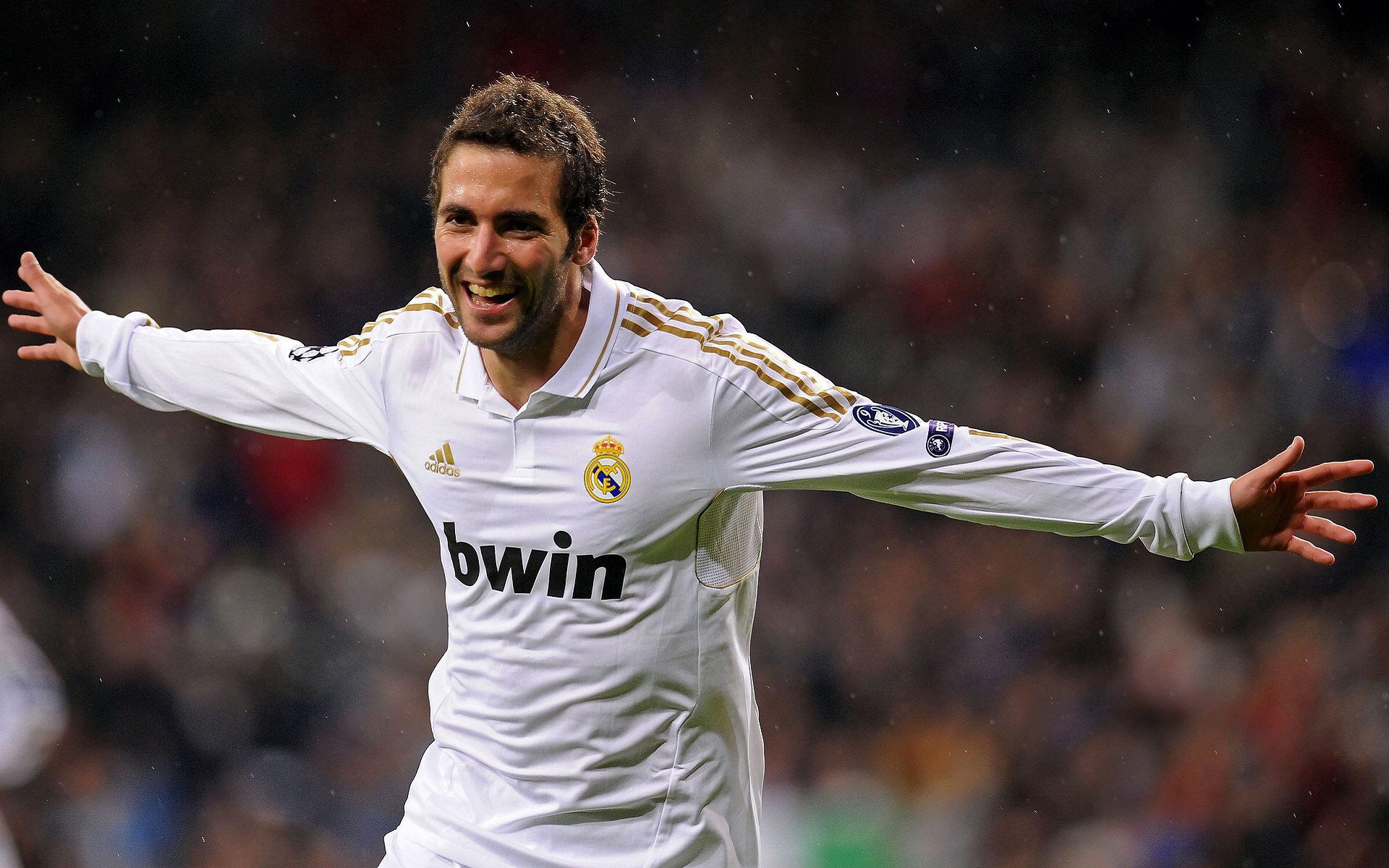 铁血防线与致命一击，楚阿梅尼如何成为英格兰锁死瑞士的关键先生